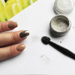 Stříbrné pigmenty pro dekoraci nehtů