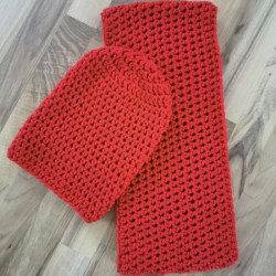 Hand Made Ručně pletený nákrčník červená 20 Red Velvet