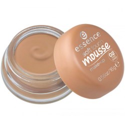 essence-soft-touch-mousse-make-up-02-sklo2